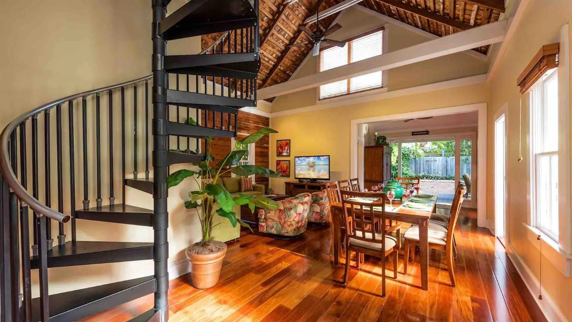 Havana House By Last Key Realty contacts
